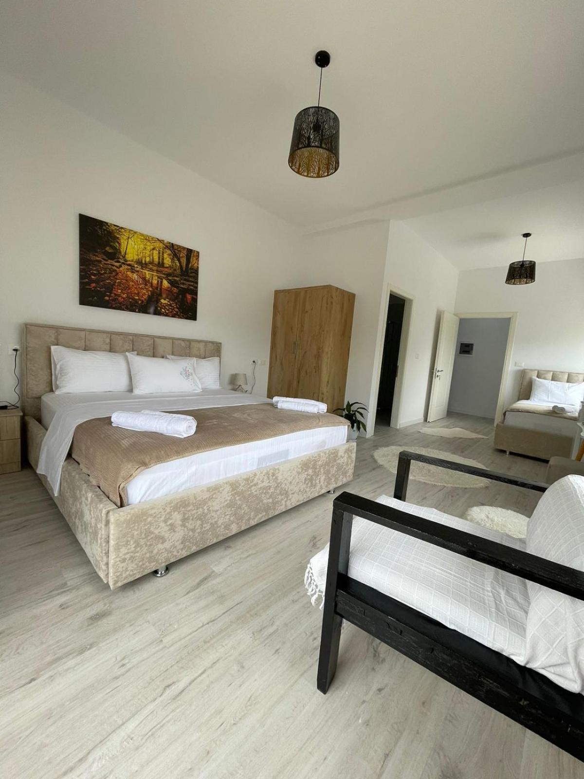 Ilvi Guesthouse Gjirokastër Eksteriør bilde